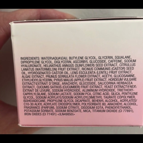 Mac lightful c3 tone up cream Asia exclusive. Mini fix + brand new - Picture 2 of 2